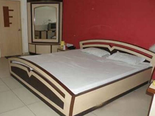 Shyam Vilas Hotel, Dausa 2